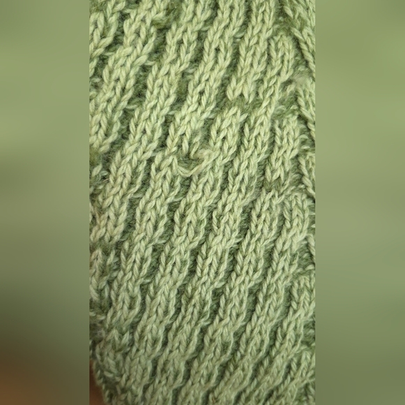 Aran Crafts Irish Merino Wool Green Cable Knit Cardigan XXL - Picture 6 of 6